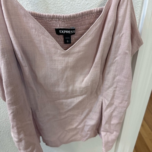 Express Size Large Light Pink Top - Picture 3 of 6